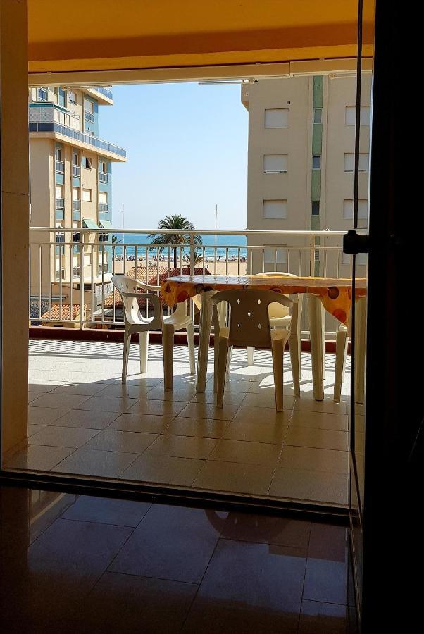 Bonanza - 40 Metros De La Playa! Apartment กันดิอา ภายนอก รูปภาพ