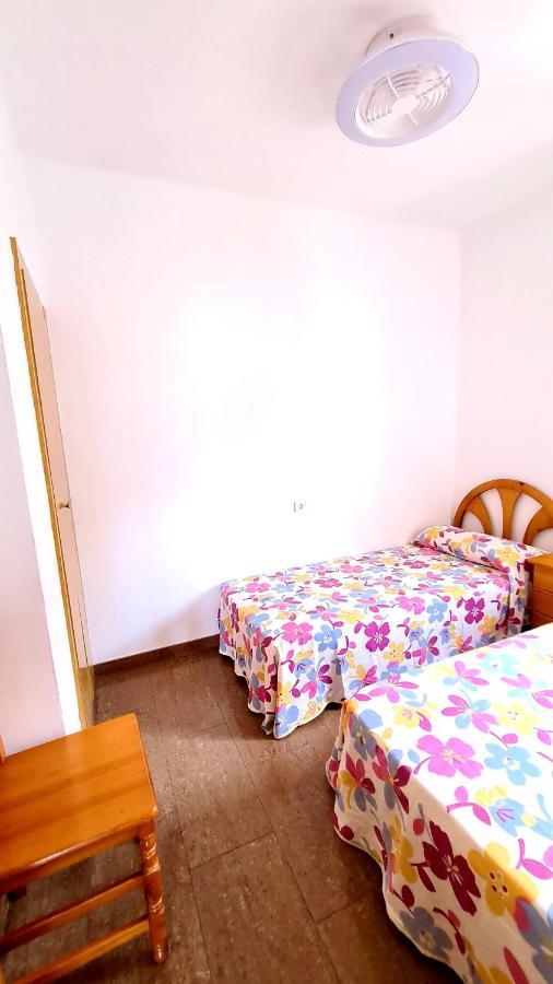 Bonanza - 40 Metros De La Playa! Apartment กันดิอา ภายนอก รูปภาพ