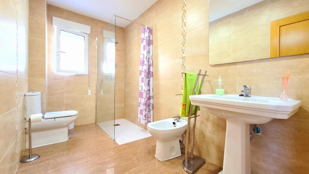 Bonanza - 40 Metros De La Playa! Apartment กันดิอา ภายนอก รูปภาพ